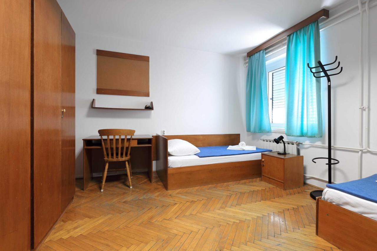 Rooms Studentsko Naselje Ivan Goran Kovacic Rijeka Exterior photo