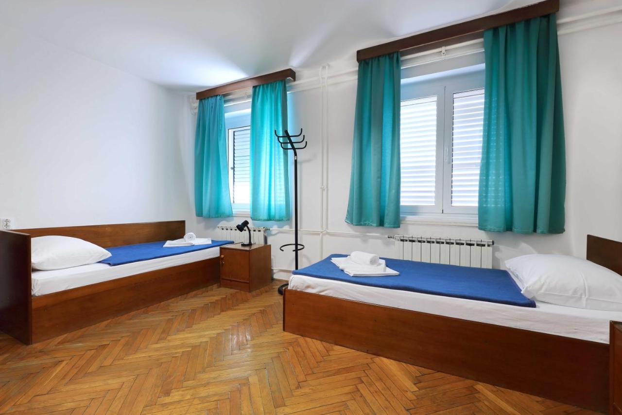 Rooms Studentsko Naselje Ivan Goran Kovacic Rijeka Exterior photo
