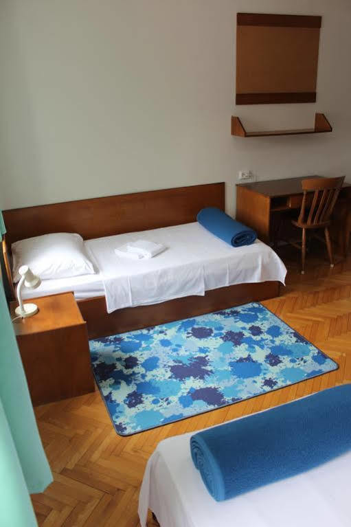 Rooms Studentsko Naselje Ivan Goran Kovacic Rijeka Exterior photo