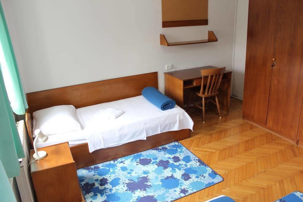 Rooms Studentsko Naselje Ivan Goran Kovacic Rijeka Exterior photo